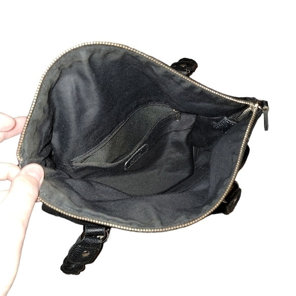 Apt.9 black leather purse Braided handle buckles on front Zipper/top 12 " deep - Picture 6 of 7